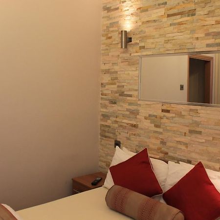 Skylark Guest House Hounslow Phòng bức ảnh