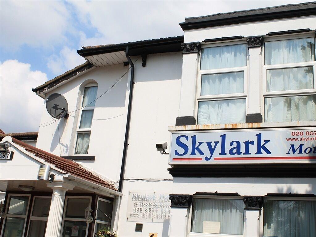 Skylark Guest House Hounslow Ngoại thất bức ảnh