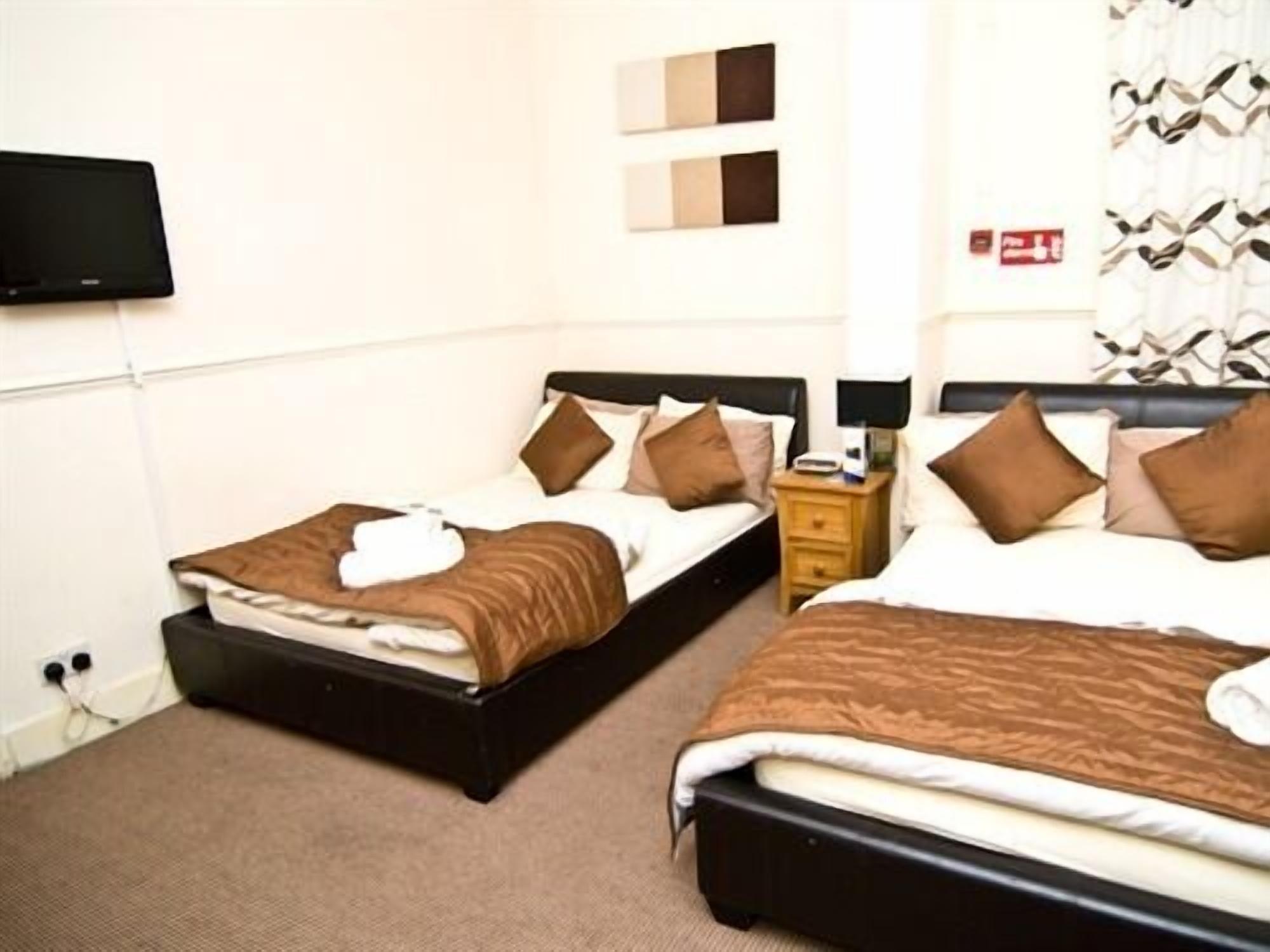 Skylark Guest House Hounslow Ngoại thất bức ảnh