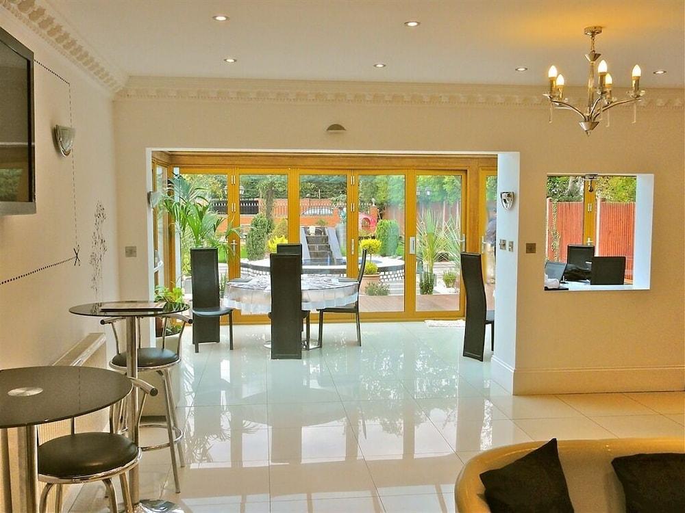 Skylark Guest House Hounslow Ngoại thất bức ảnh