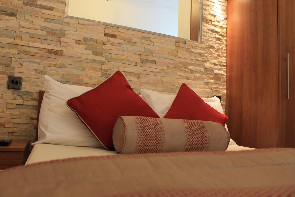 Skylark Guest House Hounslow Phòng bức ảnh