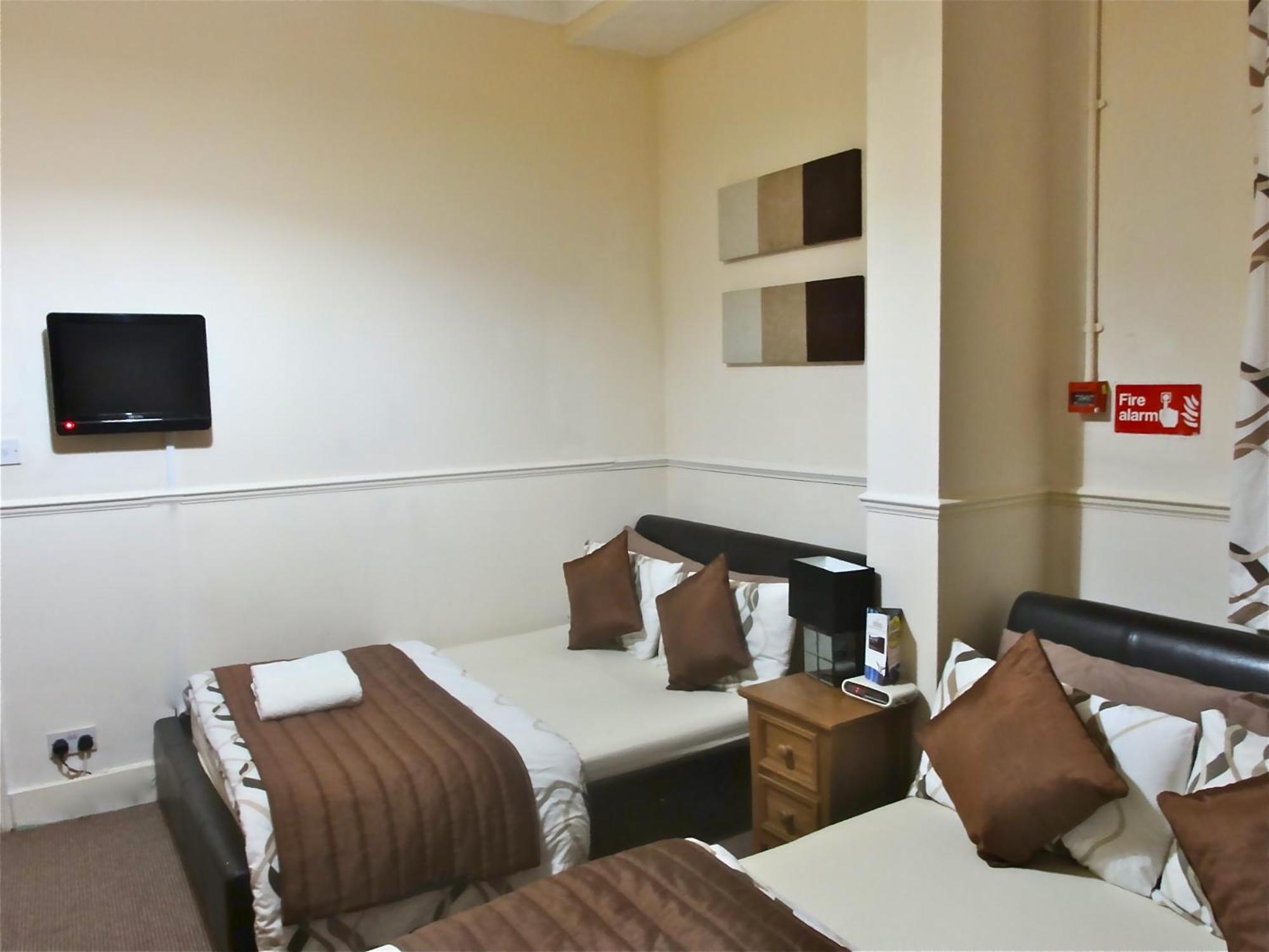 Skylark Guest House Hounslow Ngoại thất bức ảnh