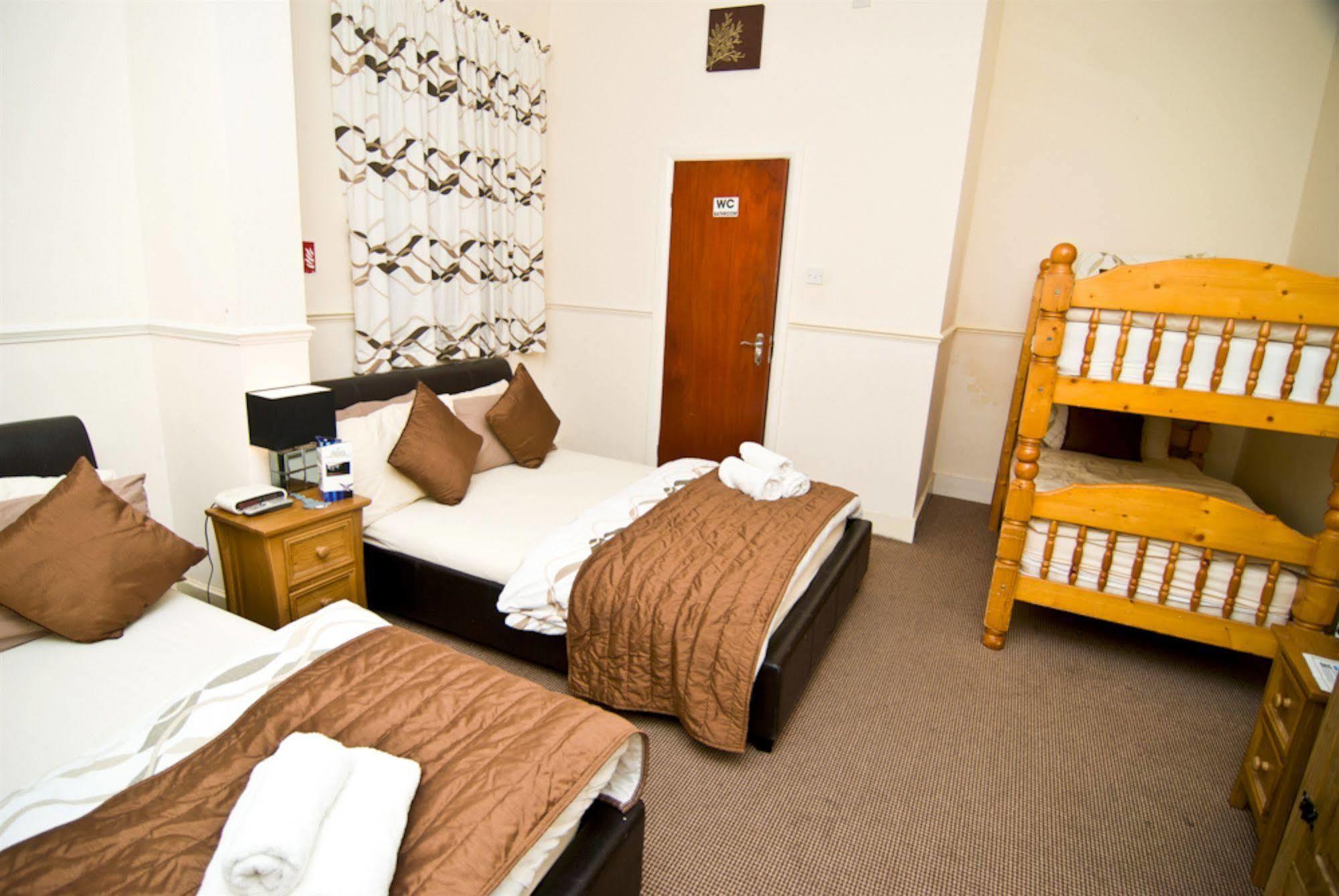 Skylark Guest House Hounslow Ngoại thất bức ảnh