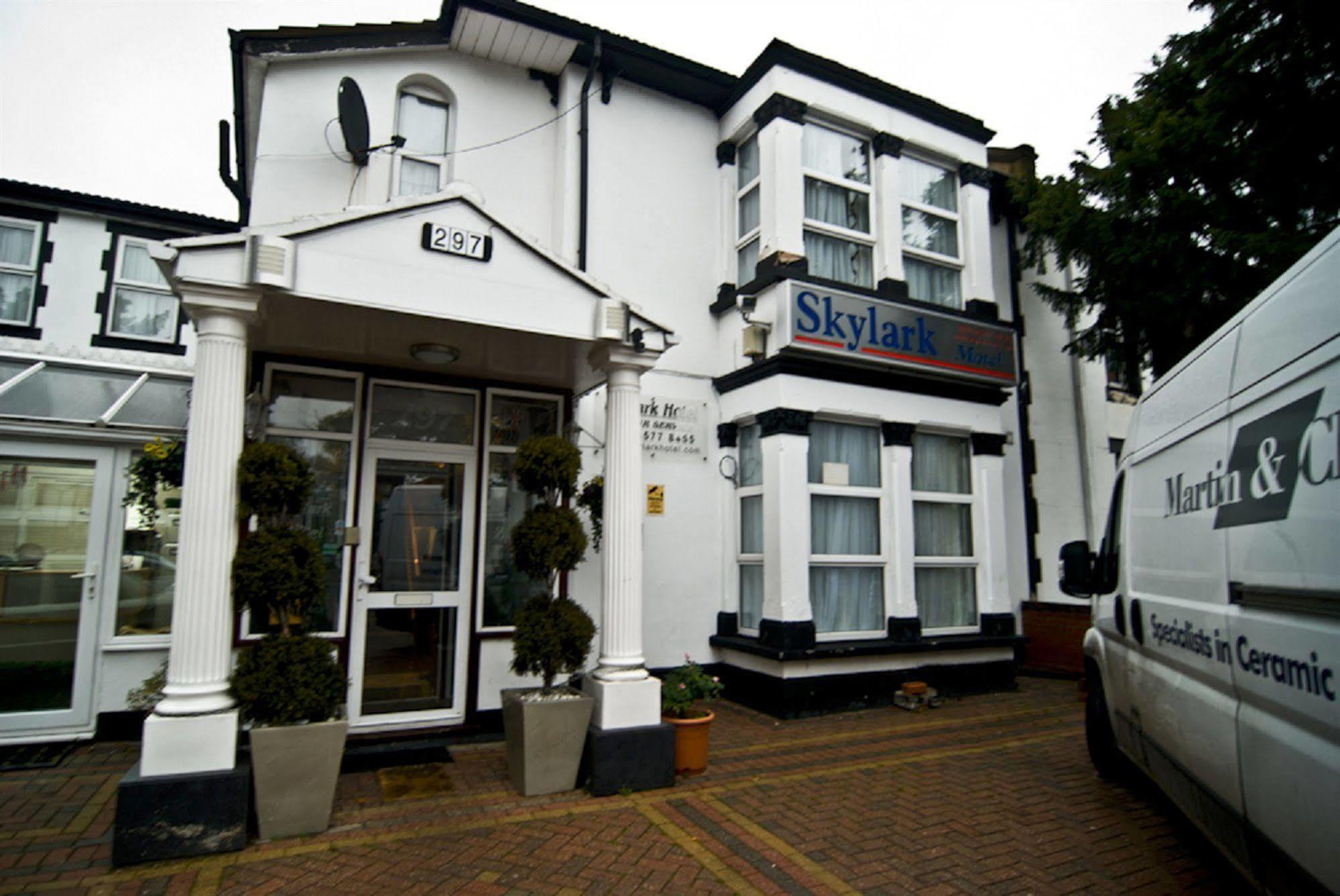 Skylark Guest House Hounslow Ngoại thất bức ảnh